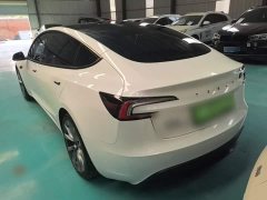 Tesla Model 3 Rear-Wheel Drive - ფოტო 4