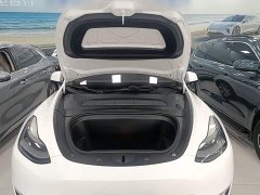 Tesla Model Y Standard Range RWD - ფოტო 19
