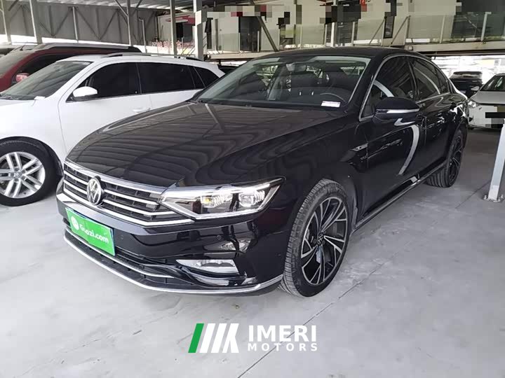 Volkswagen Magotan 330TSI DSG Luxury