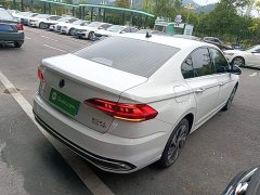Volkswagen Bora 200TSI DSG Comfort Pro - ფოტო 6