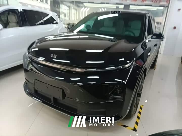 Li Auto L6 Max - ავტომობილი ჩინეთიდან