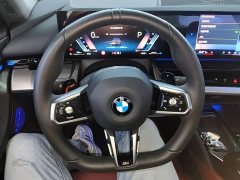 BMW 5 Series 525Li M Sport Package - ფოტო 10