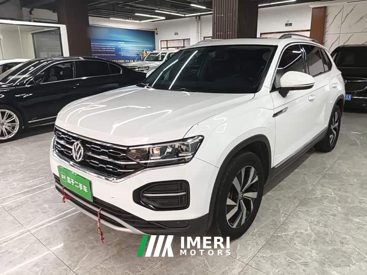 Volkswagen Taos 330TSI FWD Luxury Smart Connect Edition
