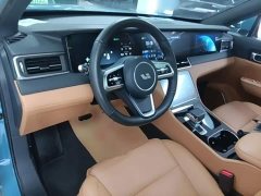 Li Auto ONE Extended Range 6-Seater - ფოტო 9