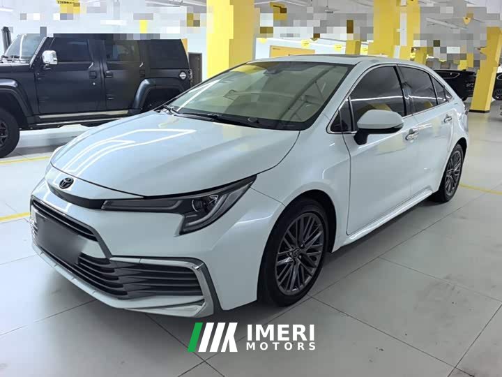 Toyota Lingshang 2.0L Premium Edition