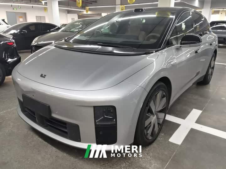 Li Auto i6 Four-Wheel Drive Standard Edition - ავტომობილი ჩინეთიდან