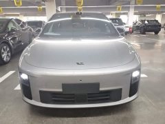 Li Auto i6 Four-Wheel Drive Standard Edition - ფოტო 2