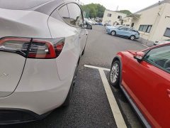 Tesla Model Y Rear-Wheel Drive - ფოტო 7