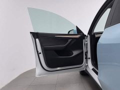 Tesla Model Y Facelift Long Range All-Wheel Drive - photo 8