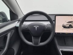 Tesla Model Y Long Range All-Wheel Drive - ფოტო 11