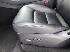 Tesla Model Y Long Range All-Wheel Drive - ფოტო 20