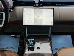 Land Rover Range Rover 3.0 L6 400PS Extended Wheelbase 7-Seater - ფოტო 18