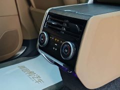 Land Rover Range Rover 3.0 L6 400PS Grand Long Wheelbase Edition - ფოტო 18