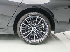 BMW 5 Series 530Li Premier M Sport Package - ფოტო 16