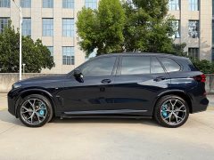 BMW X5 xDrive 30Li M Sport Exclusive Night Edition Package - ფოტო 3