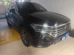 Volkswagen Touareg 3.0TSI Ruixiang Classic Sport Package - ფოტო 2