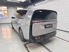 Li Auto Li Xiang MEGA Ultra - ფოტო 19