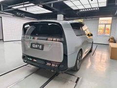 Li Auto Li Xiang MEGA Ultra - ფოტო 3