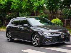 Volkswagen Golf GTI 380TSI DSG GTI - ფოტო 4