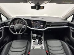 Volkswagen Touareg 3.0TSI Rui Xiang Edition Obsidian Black Sport Package - ფოტო 17
