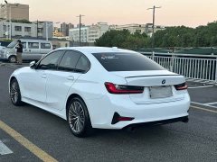 BMW 3 Series 325i M Sport Package - ფოტო 4