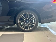 BMW 5 Series 525Li M Sport Package - ფოტო 18
