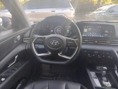 Hyundai Elantra 1.5L CVT Luxury - ფოტო 11