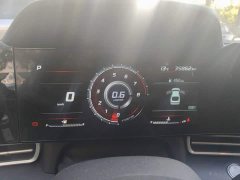 Hyundai Elantra 1.5L CVT Luxury - ფოტო 12