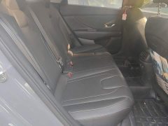 Hyundai Elantra 1.5L CVT Luxury - ფოტო 18