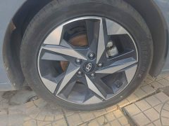 Hyundai Elantra 1.5L CVT Luxury - ფოტო 8