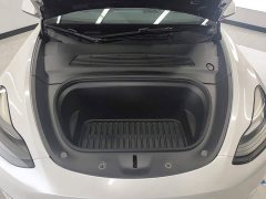 Tesla Model Y Standard Range RWD - ფოტო 10