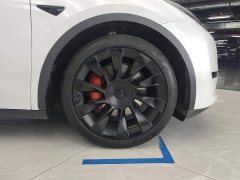 Tesla Model Y Standard Range RWD - ფოტო 6
