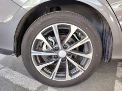 Geely Emgrand 4th Generation 1.5L CVT Flagship - ფოტო 18