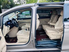 Buick GL8 ES Luxe Enjoyment Edition - ფოტო 14