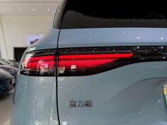 AITO M6 Pure Electric Max - ფოტო 17