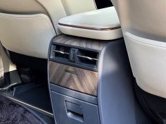 Lexus LM 350h Seven-Seater Elegant Edition - ფოტო 19