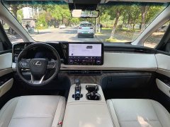 Lexus LM 350h Seven-Seater Elegant Edition - ფოტო 4