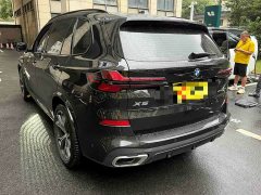 BMW X5 Facelift xDrive 30Li M Sport Exclusive Night Edition Package - ფოტო 4