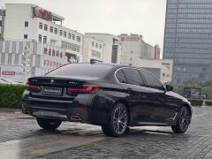BMW 5 Series 530Li Premier M Sport Package - ფოტო 4