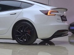 Tesla Model 3 High Performance All-Wheel Drive - ფოტო 7