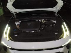 Lynk & Co 03 2.0T Diesel DCT Pro - ფოტო 10