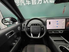 Li Auto L8 Pro - ფოტო 3