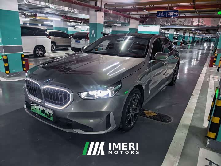 BMW i5 eDrive 35L Luxury Edition Premium Package - ავტომობილი ჩინეთიდან