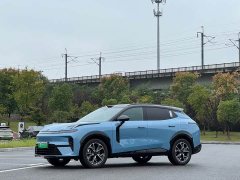Lynk & Co 08 EM-P 160 Extended Range Ultra - ფოტო 1