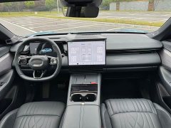Lynk & Co 08 EM-P 160 Extended Range Ultra - ფოტო 12