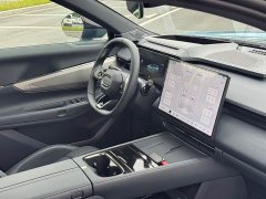 Lynk & Co 08 EM-P 160 Extended Range Ultra - ფოტო 13