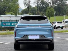 Lynk & Co 08 EM-P 160 Extended Range Ultra - ფოტო 17