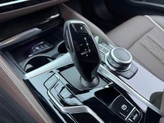 BMW 5 Series 525Li M Sport Package - ფოტო 9