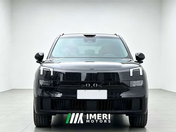 Lynk & Co 900 1.5T Ultra 6-Seater