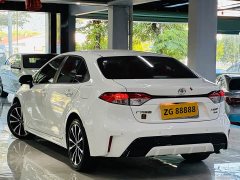 Toyota Corolla 1.8L CVT Sport - ფოტო 4